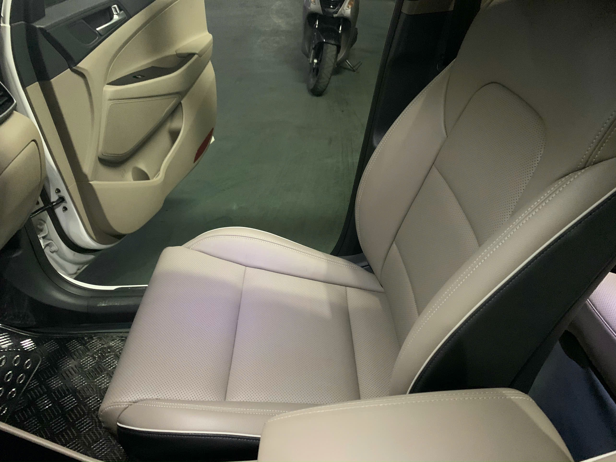 Mercedes E class E200 2008 - Nội thất 81